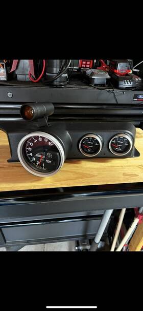 49102 Autometer 87-93 Mustang Dash Gauge Pod With Gauges And Tach