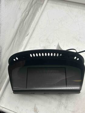 Bavarian Motor Works Bmw Acc53109418 Fits 2007 530 Series Speedometer Miles N/a Oem