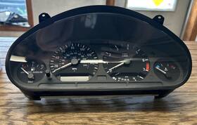 110.008.4637110 Bmw 96-99 E36 328i Gauge Cluster Tach 5 Speed Used 2-door Conv. 6cyl