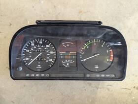 524td Bmw 62 11 1 372 975 E28 Instrument Gauge Cluster Candian Spec