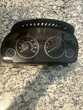 62109358979 Bmw 11-13 F10 535i 550i Dashboard Instrument Gauge Cluster Speedometer Oem 107k