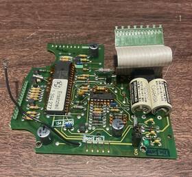 62111394270 Bmw 6211139427301 62111394273 Cluster - Si Battery Board E28 E34 E24 E23 E32