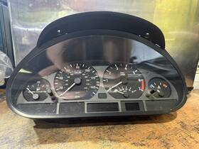 62116906897 Bmw 99-02 325i E46 Speedometer Instrument Cluster 6906897