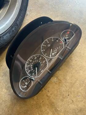 62116911302-24083 Bmw 2001-2005 330i E46 Sedan Speedometer Speedo Instrument Cluster Oem
