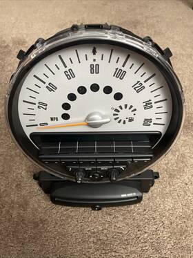 65123457436-01 Bmw 2011 -2014 Mini Cooper Boost Cd Radio Instrument Cluster Gauge