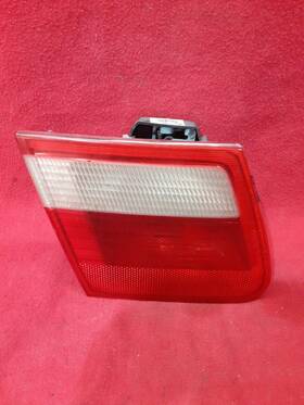 8374809 Bmw 2001 - 2006 E46 / 3 Series Rear Left Inner Trunk Tail Light 8 374 809