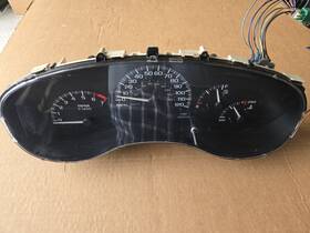 12232381 Chevrolet 2001 2002 2003 Chevy Malibu Speedometer Gauge Cluster