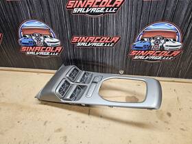 13722758 Chevrolet 2010 To 2015 Camaro Ss Zl1 4 Pack Center Console Guage Cluster Gm Part 13722758 Chevrolet 2010 To 2015 Camaro Ss Zl1 4 Pack Center Console Guage Cluster Gm Part