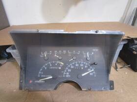16140145 Chevrolet 92 93 Chevy C1500 Speedometer Instrument Cluster 305k Miles 1992 1993