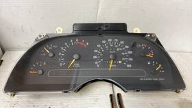 Chevrolet 16163751 1992-1993 Chevy Beretta Speedometer Used Oem Scratched