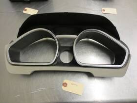 20836172 Chevrolet Gauge Cluster Bezel For 09-12 Traverse 3.6