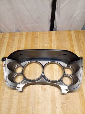 25782906 Chevrolet 22222173 2007-2013 Silverado 1500 Instrument Cluster Speedo Bezel Oem