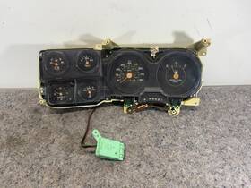25044887 Chevrolet 1981-1987 Gmc Truck Diesel Instrument Cluster Gauges Speedometer Clock