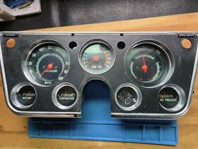 25087828 Chevrolet 67 68 69 70 71 72 67-72 Chevy C10 Truck Dash Gauge Speedo Tach Cluster W. Bezel