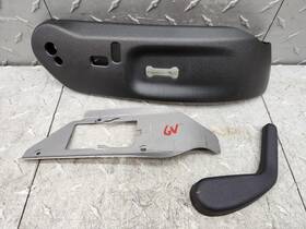 5705842 Chevrolet 2005-2013 C6 Corvette Left Driver Seat Switch Trim Bezel With Lumbar Black Oem