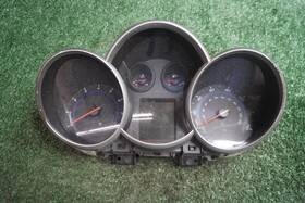 769212670a Chevrolet 2013 2014 Cruze Speedometer Gauge Cluster Oem 129k Miles 769212670a Chevrolet 2013 2014 Cruze Speedometer Gauge Cluster Oem 129k Miles