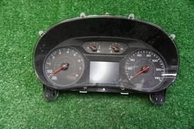 84128342 Chevrolet 2017 Chevy Malibu Speedometer Gauge Cluster Oem