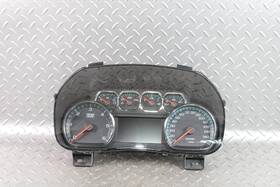 84597930 Chevrolet 18-20 Tahoe 66k Miles Instrument Gauge Cluster Speedometer Tachometer Oem