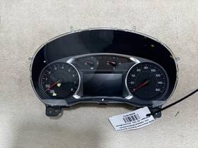 84601983 Chevrolet 2018-2021 Equinox Speedometer Instrument Gauge Cluster Oem
