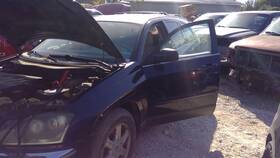 04685907af Chrysler Used Infotainment Display Fits 2004 Pacifica Navigation Disc Drive Gra