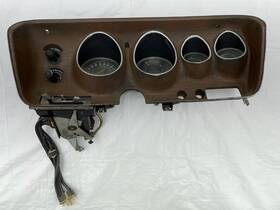 3431128 Chrysler 1971-74 Mopar B Body Rallye Gauge Cluster And Bezel 150 Speedometer Heater Control