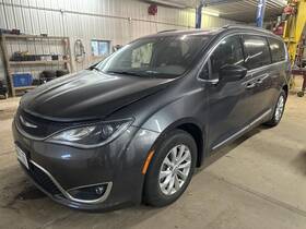 5mh00dx9ab Chrysler Used Second Row Infotainment Display Fits 2018 Pacifica Rear S 5mh00dx9ab Chrysler Used Second Row Infotainment Display Fits 2018 Pacifica Rear S