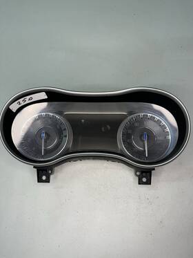 68351235ac Chrysler 2018 300 Dash Instrument Panel Gauge Cluster Speedometer Oem
