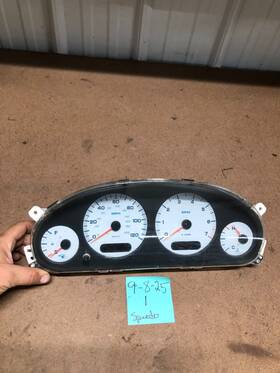 P04685748ad Chrysler Trucks 04685748ad 01-04 Town And Country Speedometer Gauge Cluster Speedo