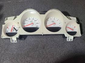04602497 Dodge 05 2005 Magnum Speedometer Cluster Instrument 126123 Miles