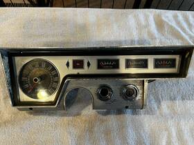 2427451 Dodge 1964 Dart Instrument Cluster Excellent Shape