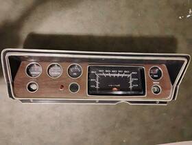 3592176 Dodge 1970-1976 Dart Plymouth Duster Valiant Scamp Instrument Cluster And Bezel