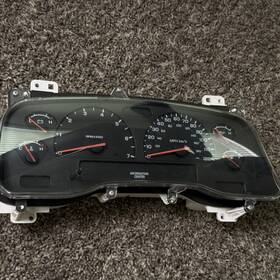 56049571ab Dodge Speedometer Instrument Cluster Dash Panel Gauges 03 Durango 99 370 Miles