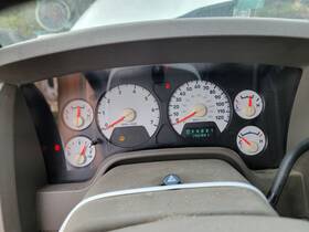 831ag Dodge 2006 Ram 1500 5.7l Engine Speedometer Instrument Cluster Assembly 190k Oem