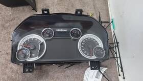 P56054948ae Dodge 2014 Ram 2500-3500 Speedometer 6.7l Diesel 120mph 105k Miles Id