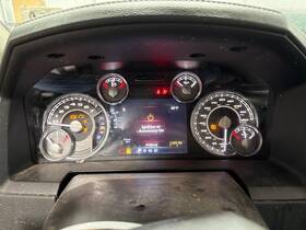 68242866ac Dodge Trucks 13-18 Ram 7ft Color Evic Speedometer Cluster Limited 91k Tested