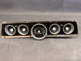 C6gf-10843 Fomoco 1966 Mercury Comet Dash Speedometer Gauge Odometer Cluster Bezel Trim Housing Oe