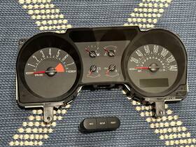 257-04447 Ford 2005-2009 Mustang Gt 3v Mycolor Gauge Cluster Premium 6 Info Buttons