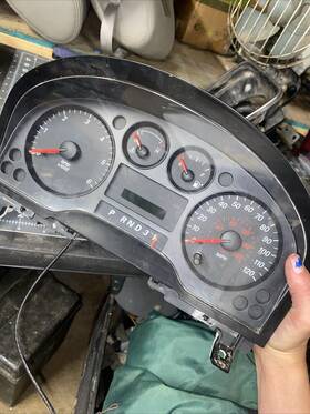 5f2t-10849-aa Ford 257-04561 Speedometer Cluster Mph Id Thru Ad Fits 05 Freestar