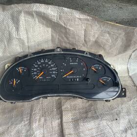 44zg-2179 Ford 1999-2004 Mustang Dash Cluster Speedometer/odo Tach Oil Temp Alt Fuel