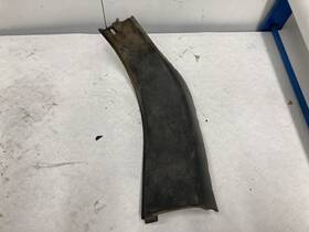 8c34-2502348 Ford F650 Trim Or Cover Dash Panel - Used P/n 8c342502348