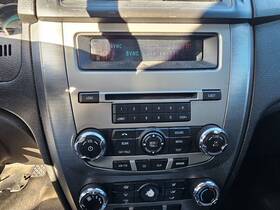 9e5z10d885a Ford Used Infotainment Display Fits 2010 Fusion Front Without Navigation Sy