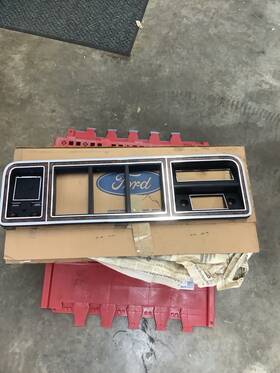 D3tz-10044d70-b Ford Nos 1973-79 Truck 1978-79 Bronco Woodgrain Dash Bezel