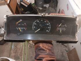 E8tf-10b885aa Ford Speedo Instrument Panel 87 88 90 91 F150/f250/f350/f450 Bronco Untested