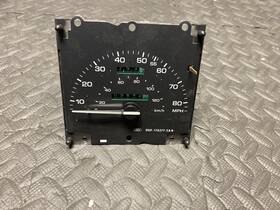 E93f-17a277-ca Ford 1989 Speedometer N Only 5600 Miles Clean Face Needle
