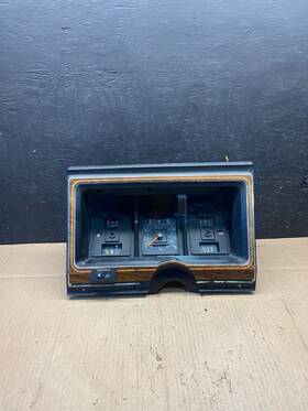 E9uf-10894-aa Ford 1975 To 1991 E150 E250 E350 Van Gauge Speedometer Cluster P9324 Dg