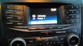 Eb5z10d885cc Ford Used Infotainment Display Fits 2019 Explorer Front 4.2 Screen Id
