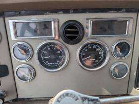 La9000 Ford Speedometer Instrument Cluster - Used