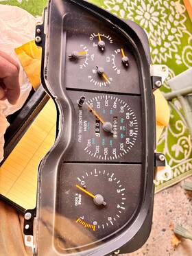 M17255 Ford Speedometer Original Oem Low Mileage Excellent Condition
