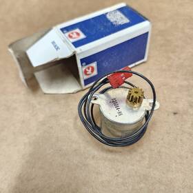 25058583 General Motors 85-88 C4 Corvette Digital Dash Cluster Speedometer Odometer Tripper Motor Nos