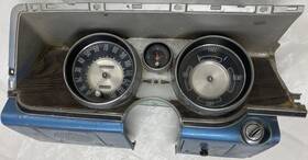 6406246 General Motors 1963 1964 Buick Riviera Gauge Cluster Dash Bezel Woodgrain Trim Instrument Panel 6406246 General Motors 1963 1964 Buick Riviera Gauge Cluster Dash Bezel Woodgrain Trim Instrument Panel